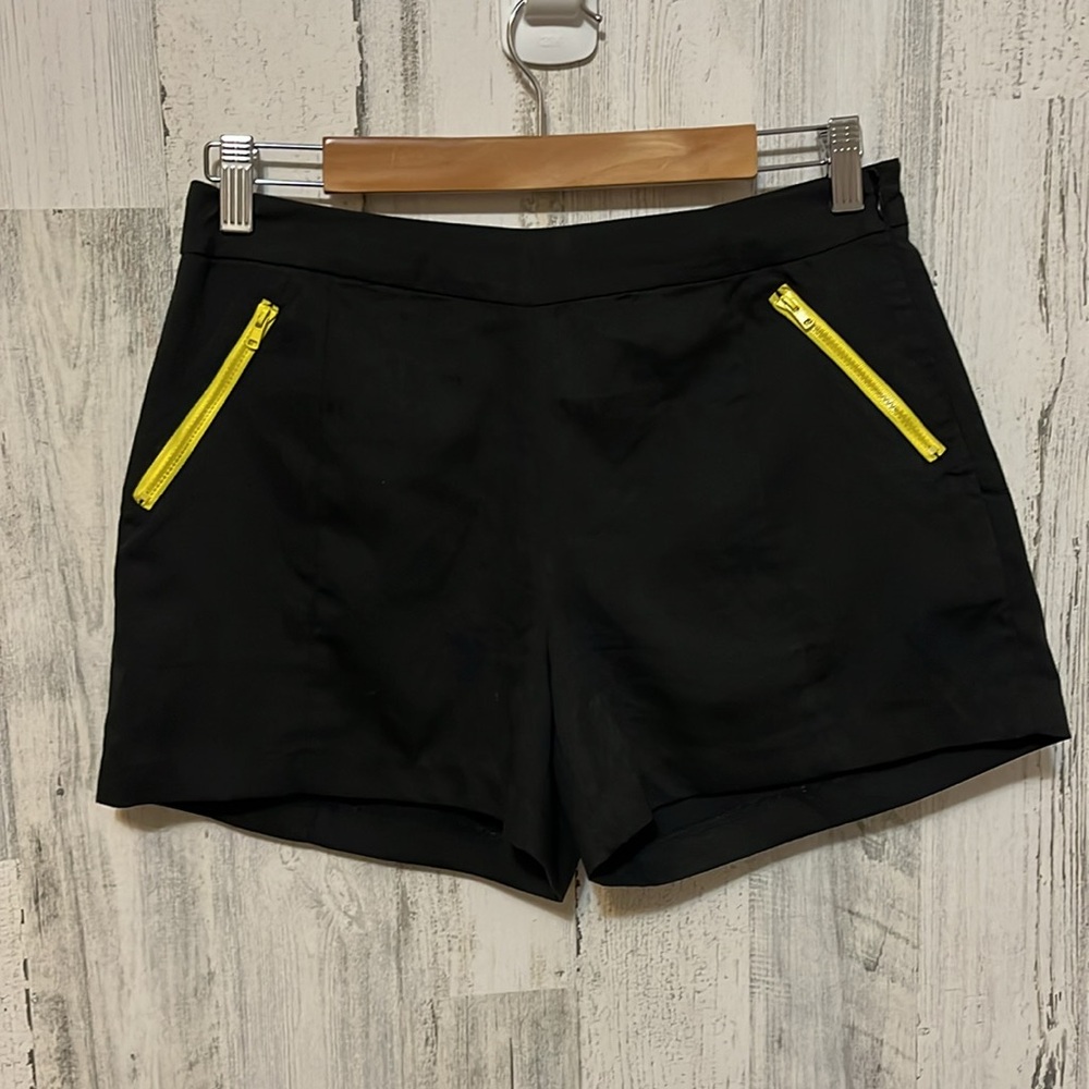 Z4 Black business casual shorts yellow zipper with pockets high waisted small S